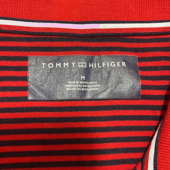 Two Tommy Hilfiger red shirts one stripped and one full color size M - Picture 4 of 8